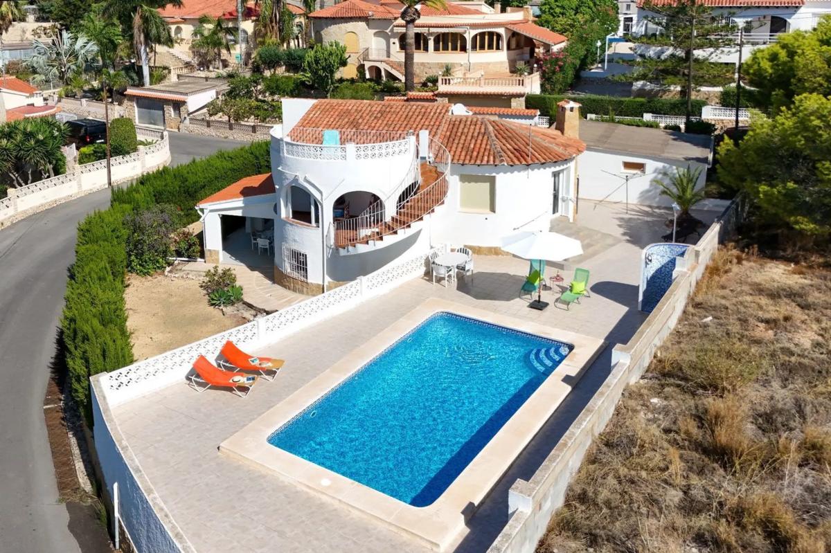 Sale of independent chalet in Partida Canuta Alta, Calpe
photo 1