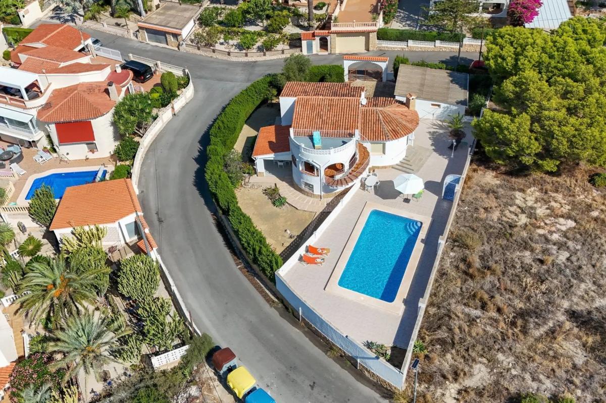 Sale of independent chalet in Partida Canuta Alta, Calpe
photo 2