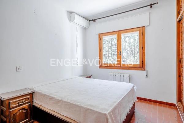 Chalet wolnostojący na sprzedaż w  Cometa-Carrió, Kalpe photo 2