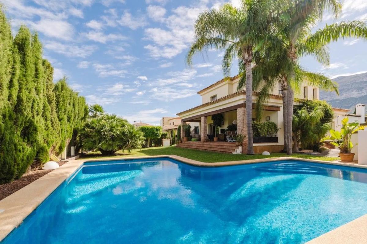 Venta de chalet independiente en El Montgó, Denia
photo 2