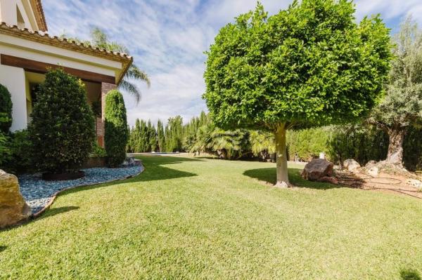 Independent chalet for sale in El Montgó, Denia
 photo 4