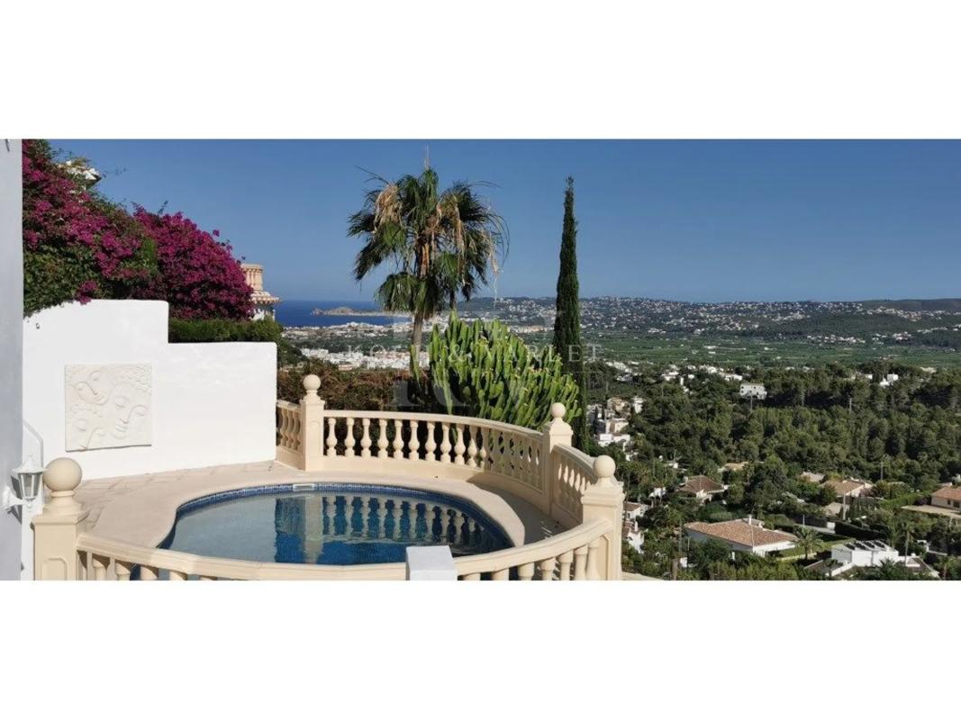 Venta de chalet independiente en Calle Utrera, 2, Jávea/Xàbia
photo 1