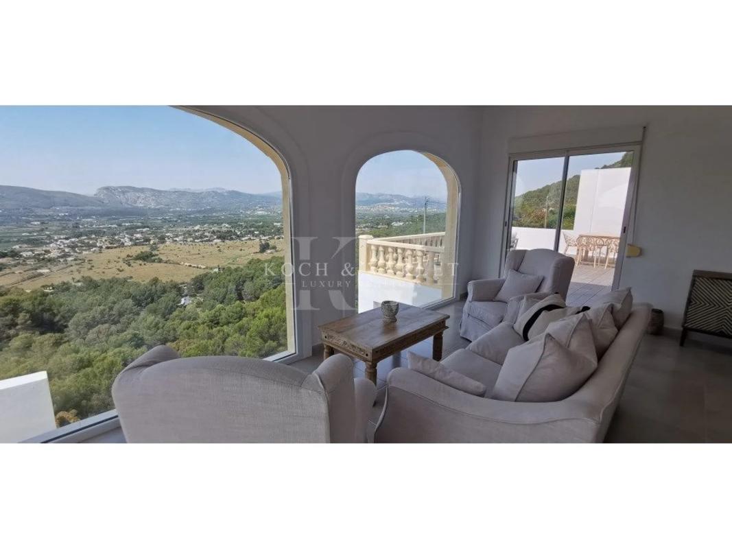 Venta de chalet independiente en Calle Utrera, 2, Jávea/Xàbia
photo 2