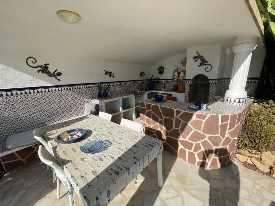 Продажа отдельного шале в  Calle Flores, Алфаз дель Пи photo 4