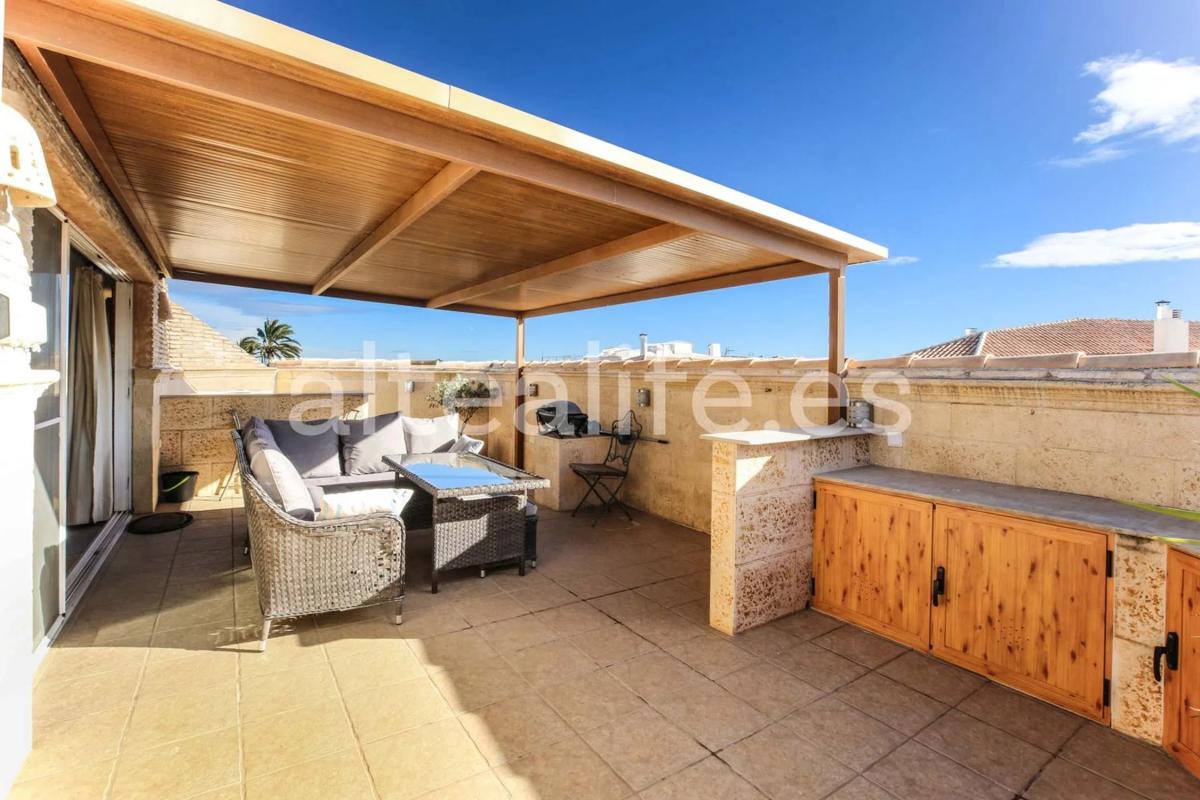 Продажа пентхауса на  Calle Consell, Алтея photo 5