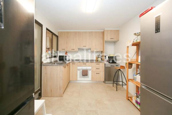 Apartment for sale in  Calle la Mar, Altea photo 3