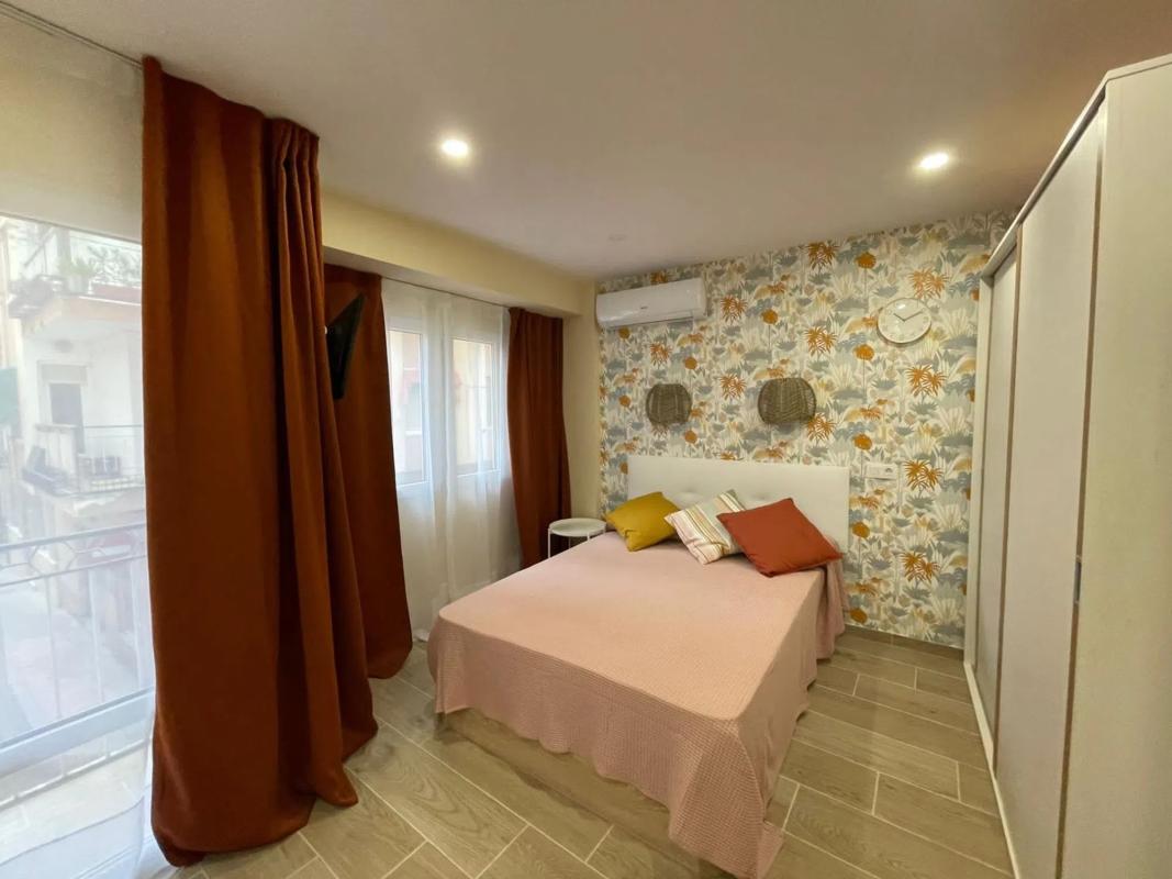 Продажа квартиры на Calle D'Antonio Trueba, Аликанте / Алакант
 photo 4