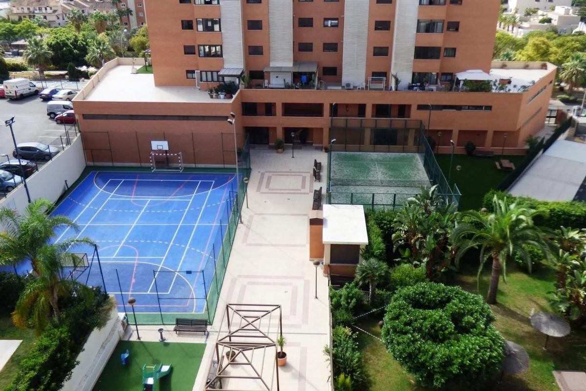 Venta de piso en Avenida de la Condomina, Alicante / Alacant
photo 4