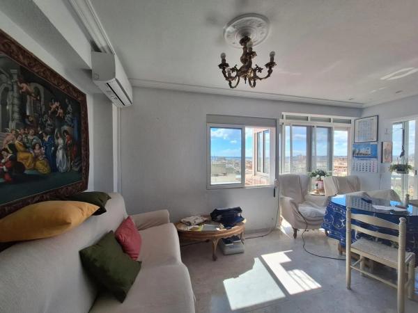 Квартира на продажу на Calle Pintor Gisbert, Аликанте / Алакант photo 1
