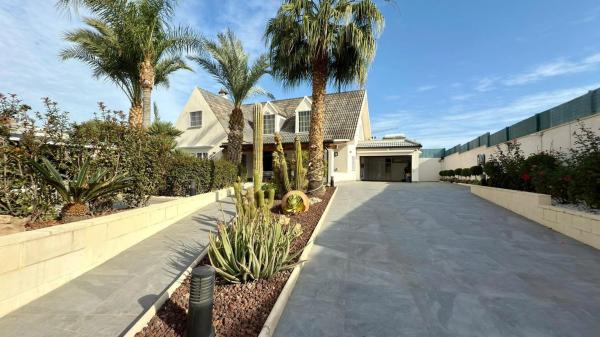 Independent chalet for sale in Calle la Gavina, San Juan de Alicante
thumbnail 1