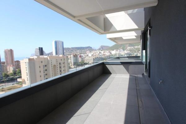 Квартира на продажу на  Avenida de los Ejércitos Españoles, Кальпе photo 1