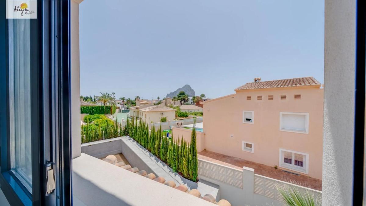 Sale of independent chalet in Cometa-Carrió, Calpe
photo 1