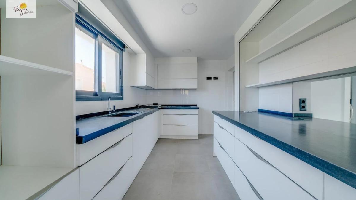 Sale of independent chalet in Cometa-Carrió, Calpe
photo 5