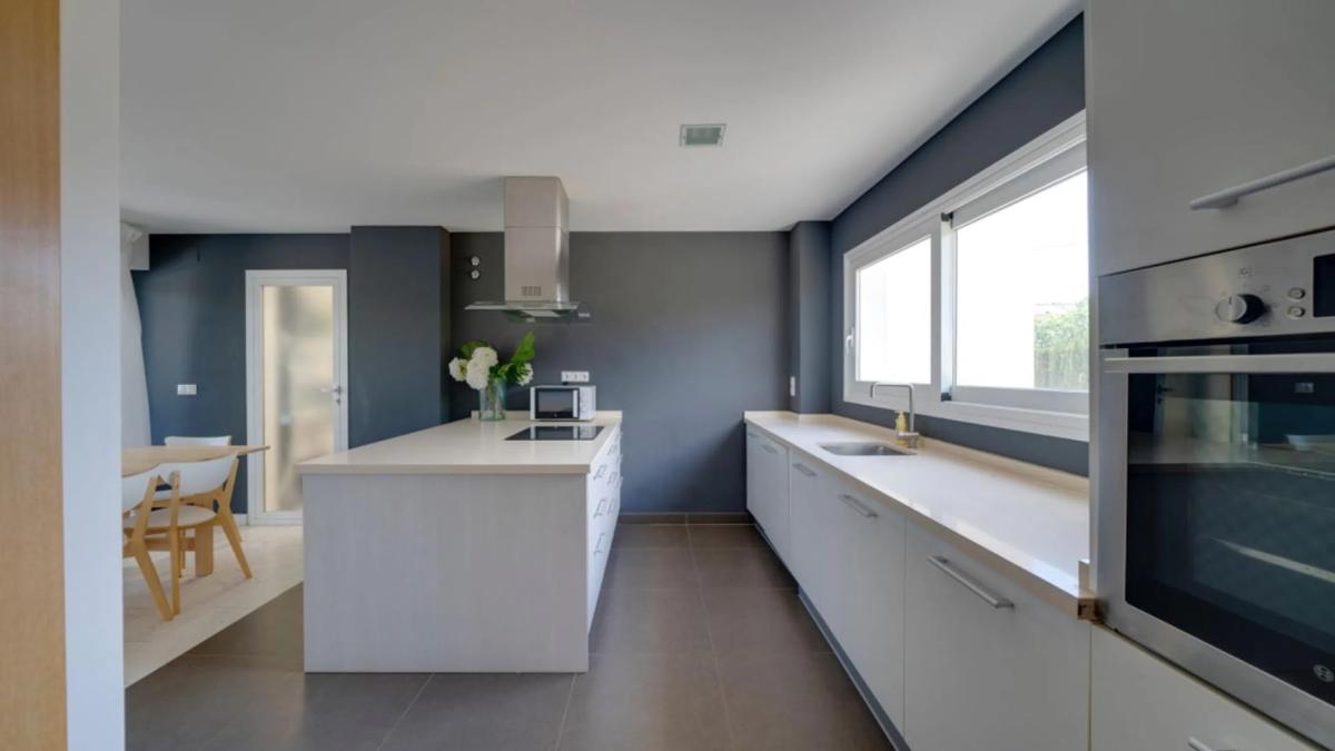 Properties for sale and rent in Spain photo 4
