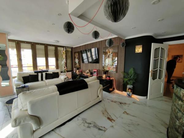 Apartment for sale in  Avenida de Castellón, Benidorm photo 4