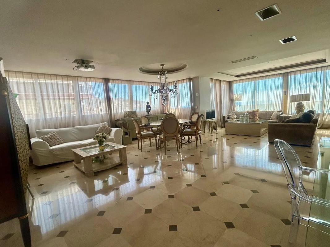 Venta de piso en Calle de Valencia, 3 -1, Benidorm
photo 1