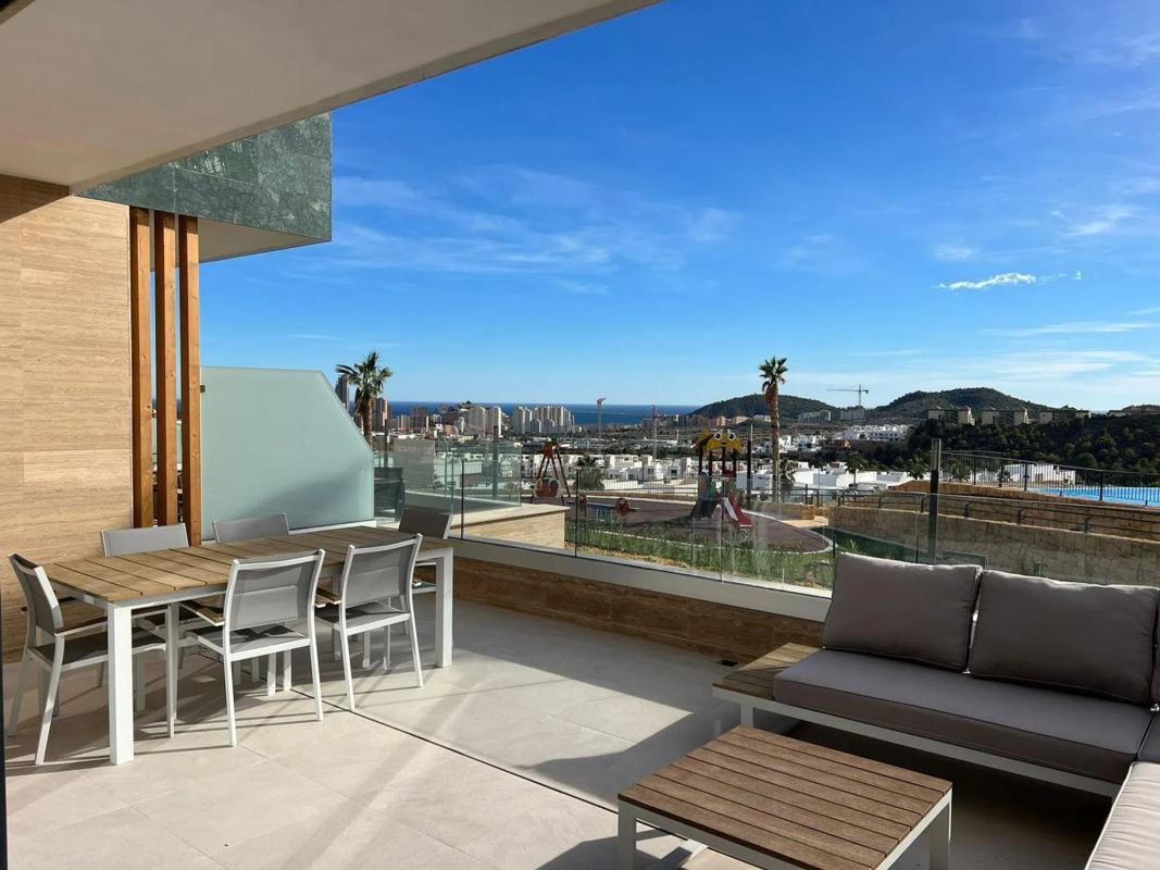 Venta de duplex en Calle de Brasil, Finestrat photo 1
