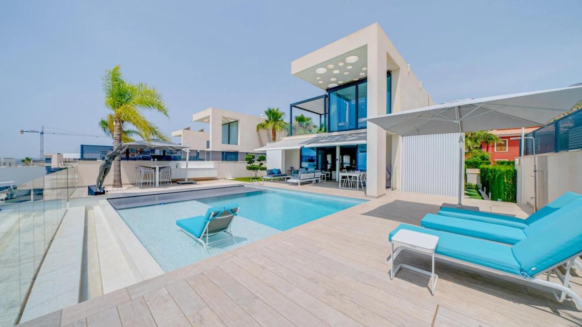 Sale of independent chalet in Balcón de Finestrat-Terra Marina, Finestrat
photo 1