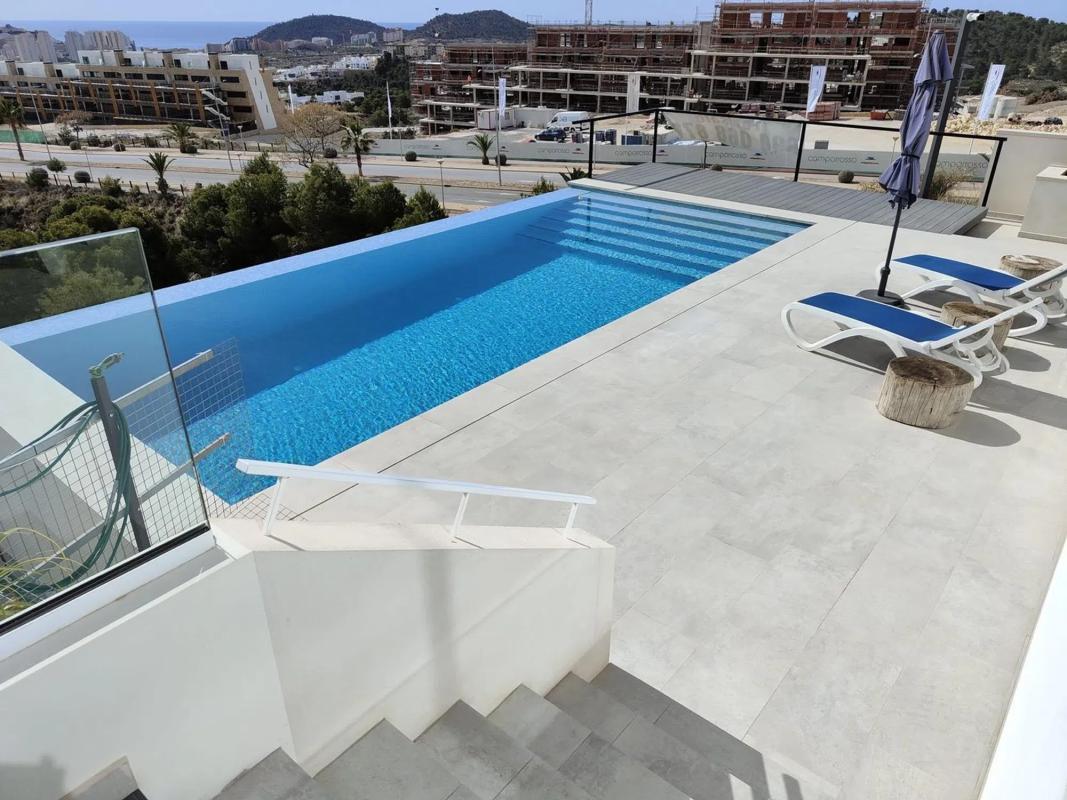 Sale of independent chalet in Balcón de Finestrat-Terra Marina, Finestrat
 photo 3
