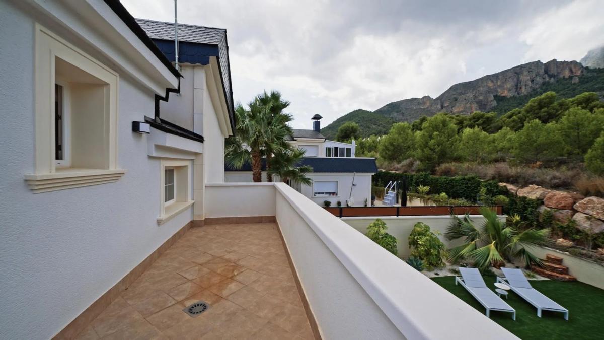 Venta de chalet independiente en Polígon Pau Número 1, Polop
 photo 4