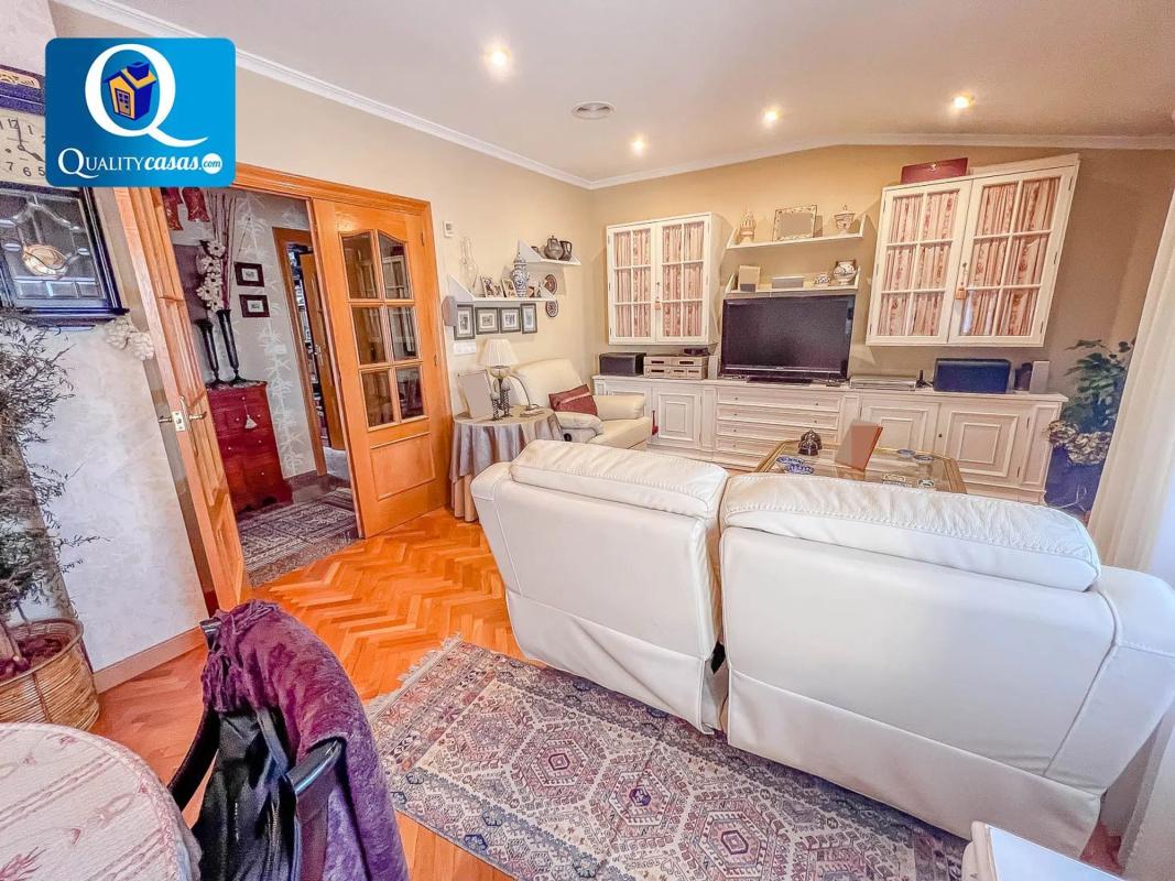 Penthouse sale in  El Mercado, Villena photo 2
