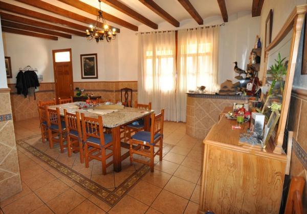 Chalet independiente en venta en Sax, Sax
 photo 4