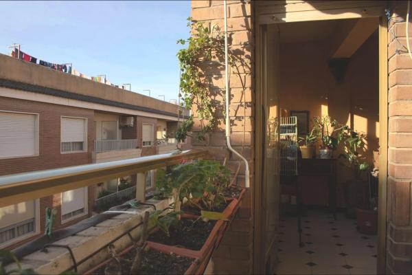 Квартира на продажу на  Calle Pare Arnau, Биар photo 1