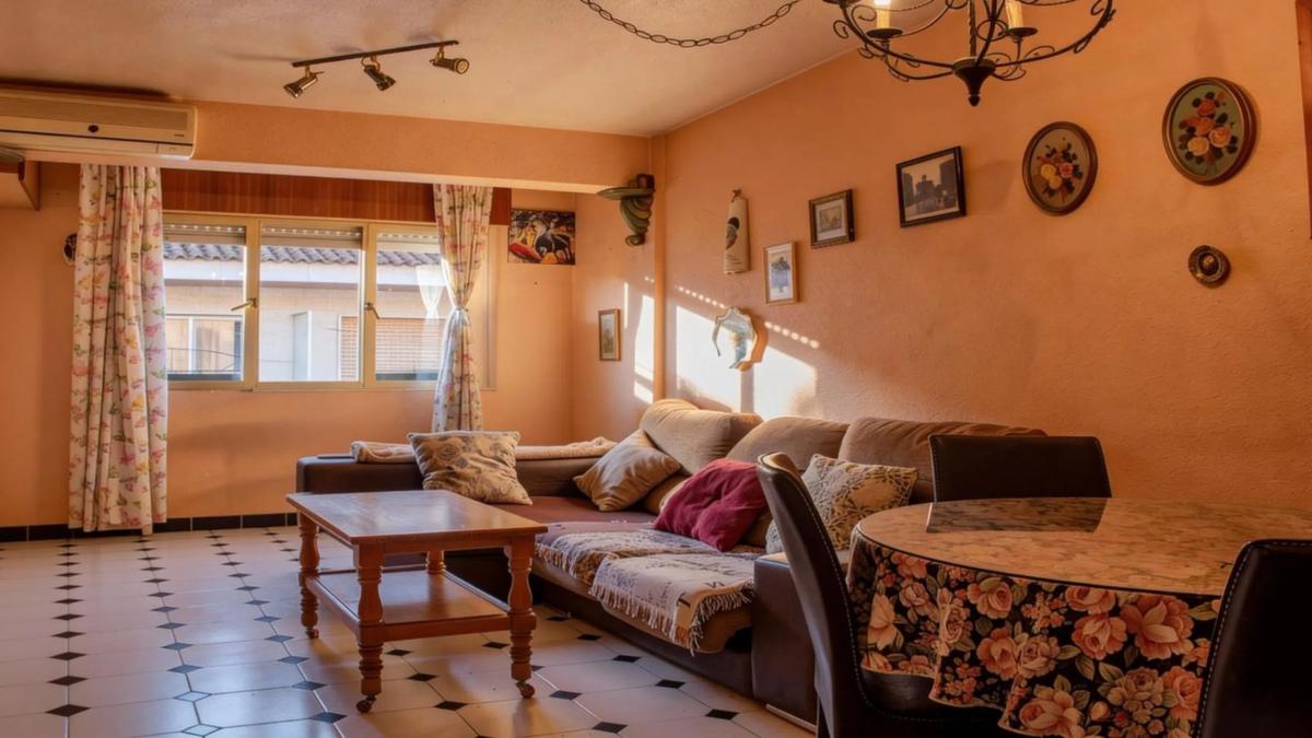Продажа квартиры на Calle Pare Arnau, Биар
 photo 4