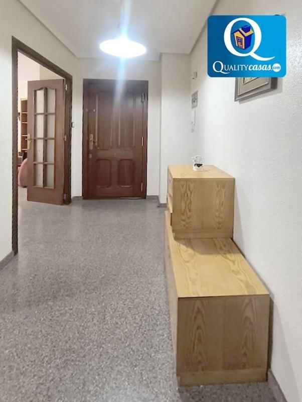 Sale of apartment in El Carril - Paseo de Chapi, Villena
 photo 5