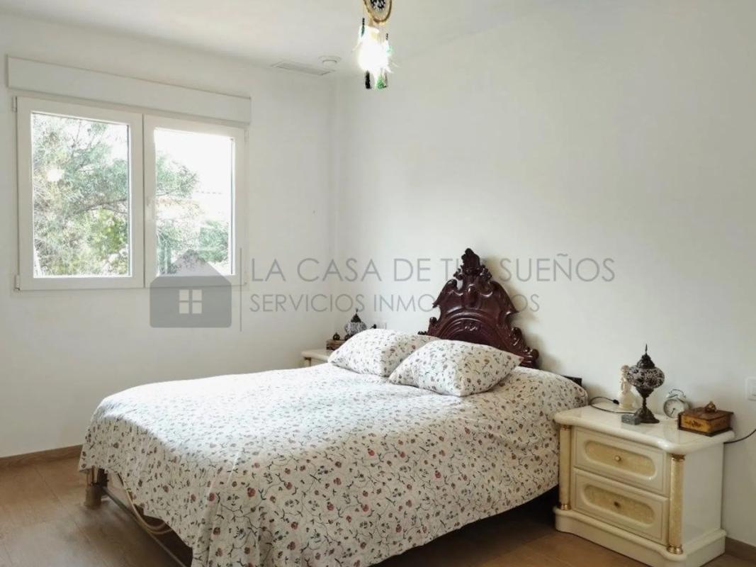 Sale of independent chalet in Sax, Sax
photo 1