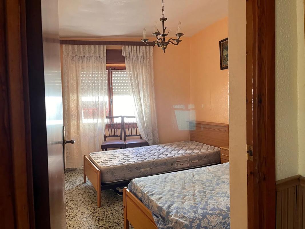 Sale of townhouse in Plaza de les Olles , Biar photo 1