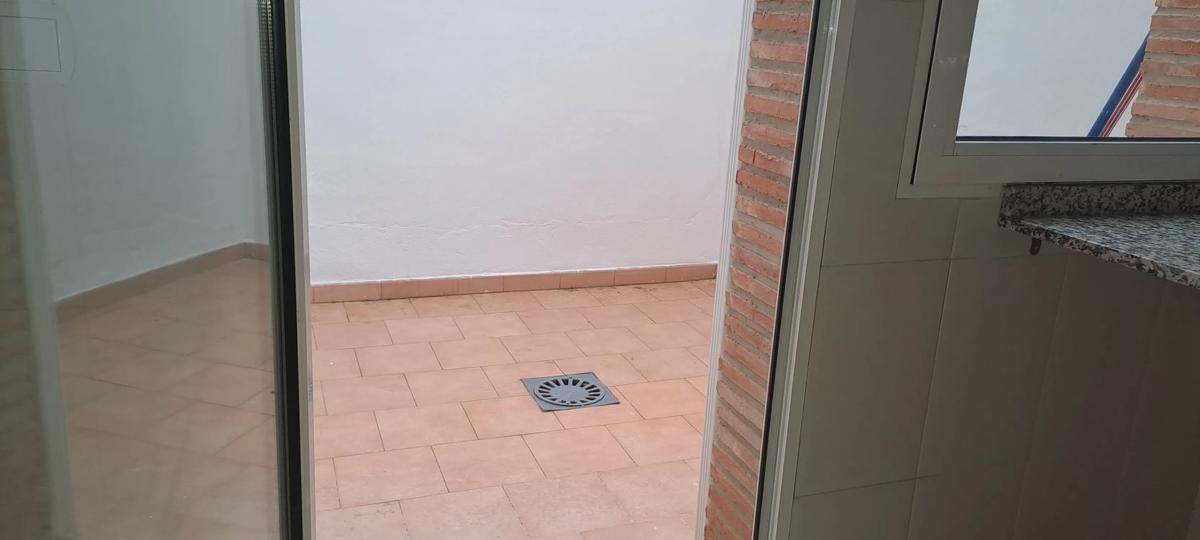Propiedades en venta y alquiler en España photo 1