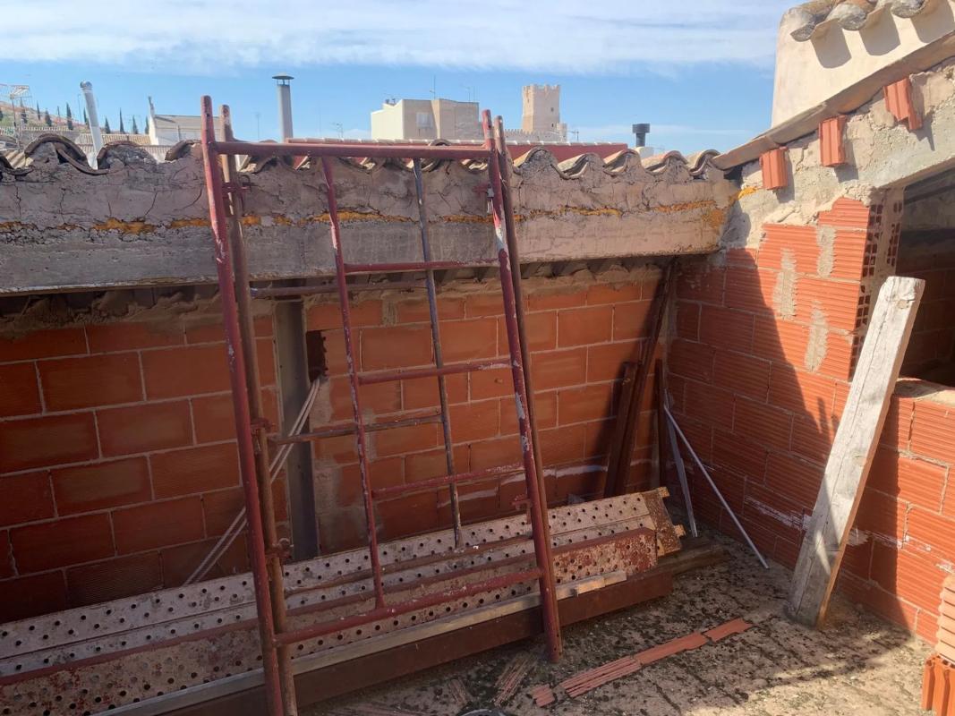 Properties for sale and rent in Spain photo 1