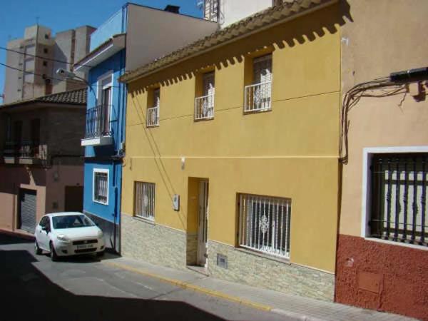 Chalet pareado en calle Ramón y Cajal photo