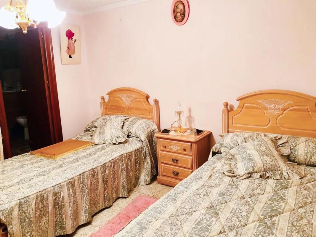 Sale of townhouse in Calle Carriles, 21 , Biar photo 3