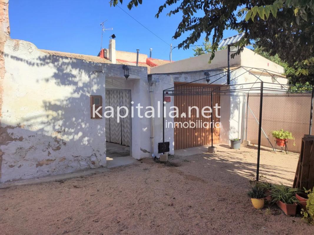 Sale of independent chalet in Beneixama, Beneixama
 photo 3