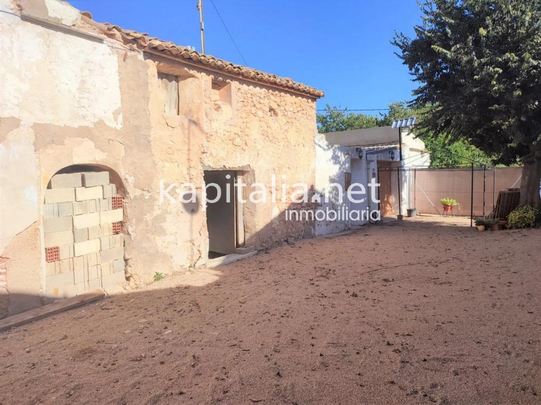 Sale of independent chalet in Beneixama, Beneixama
 photo 4