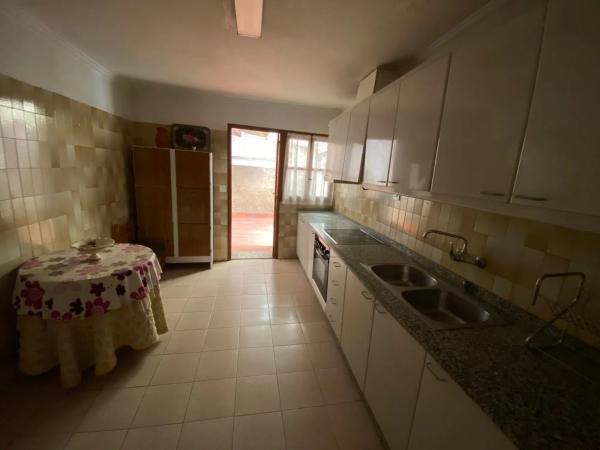 Chalet independiente en venta en Calle Ramón Franco, Sax
 photo 4