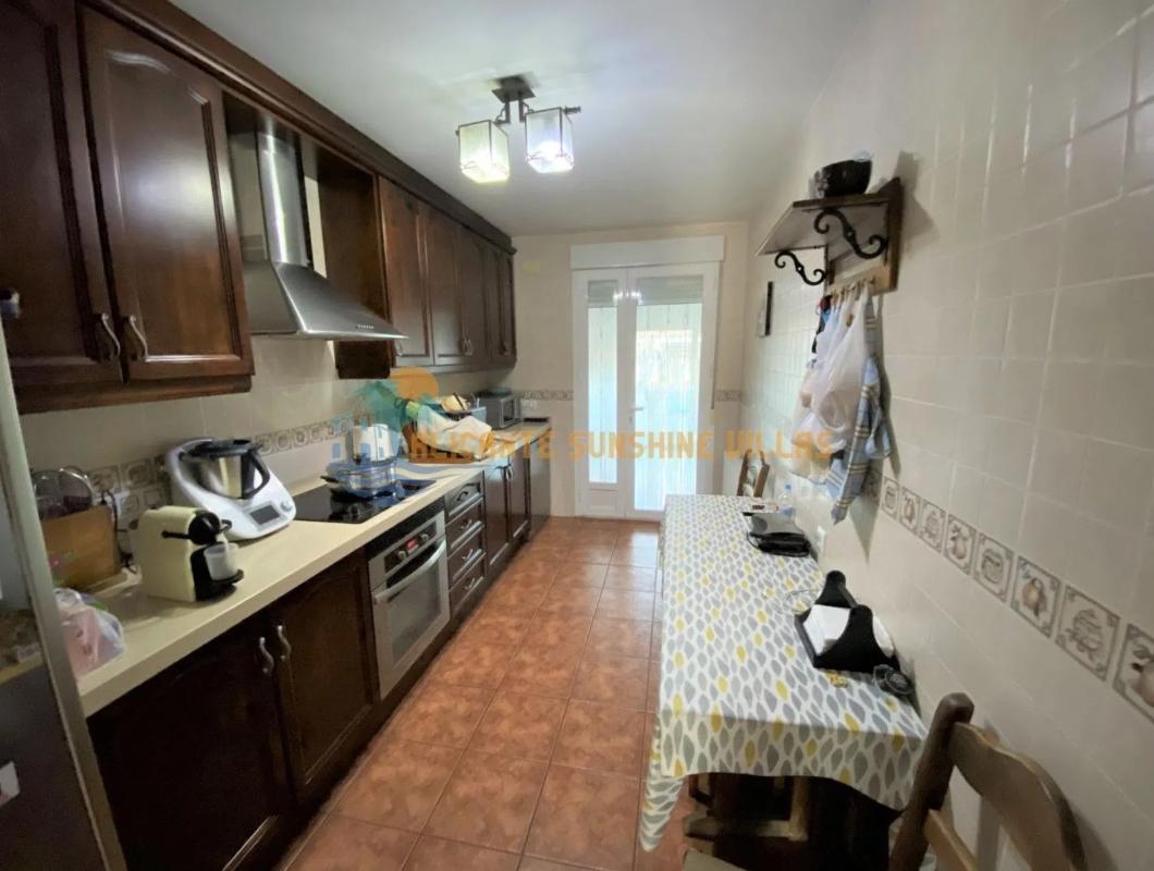 Недвижимость на продажу и в аренду в Испании photo 2