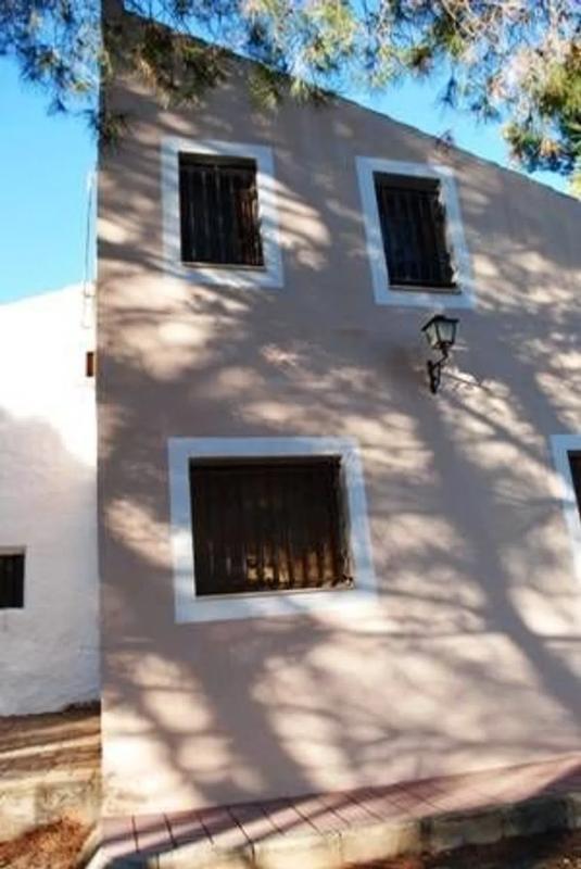 Sale of townhouse in  Talaeta , Beneixama photo 3