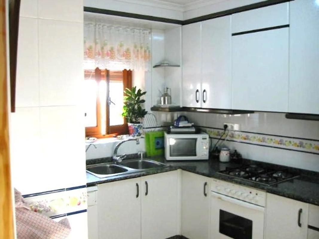 Продажа таунхауса в Juan josé valdes , Биар photo 3
