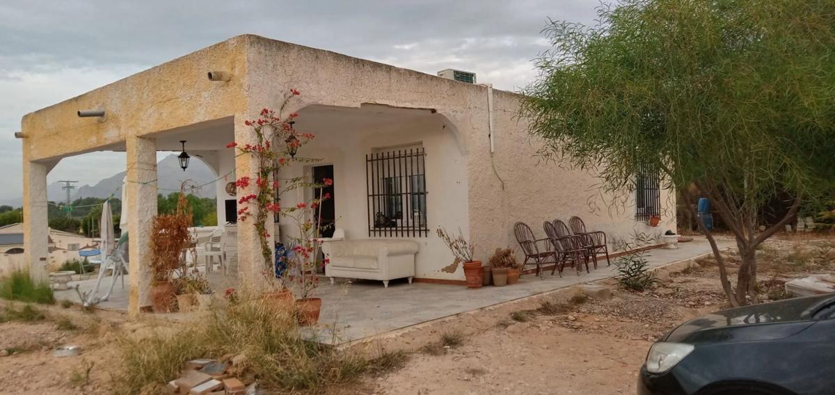 Sale of independent chalet in Partida Lomas, 21, Albatera
 photo 5