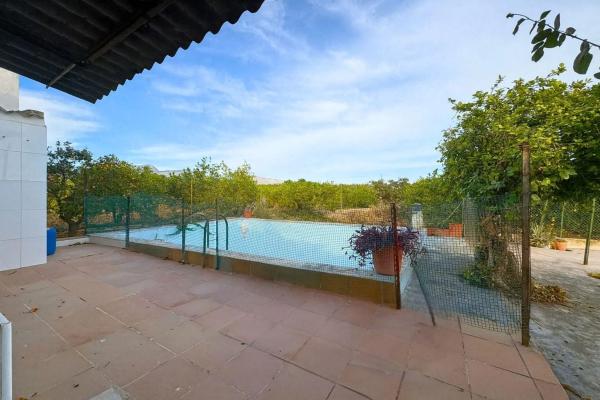 Independent chalet for sale in Albatera, Albatera photo 4