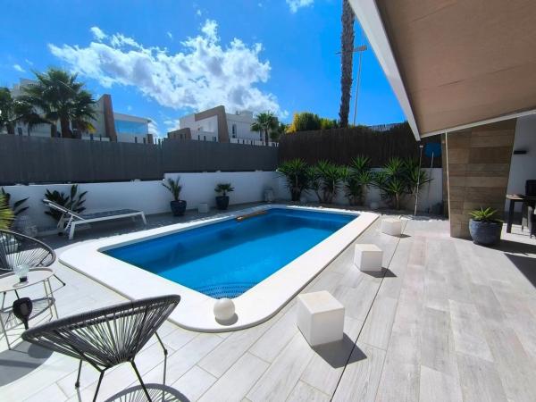 Independent chalet for sale in Algorfa, Algorfa
photo 1