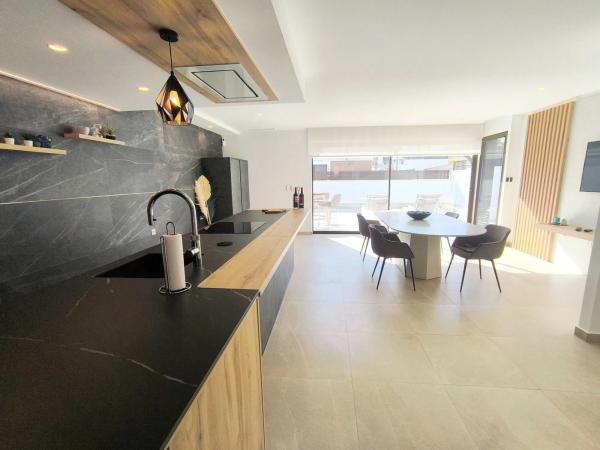 Chalet pareado en avenida Antonio Pedrera Soler, 910 photo 1