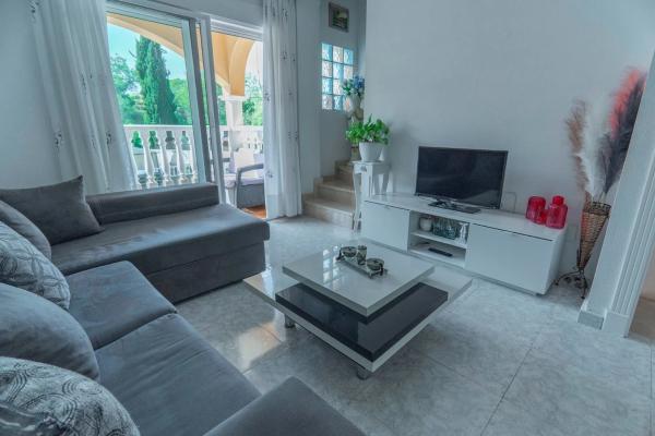 Chalet pareado photo 2