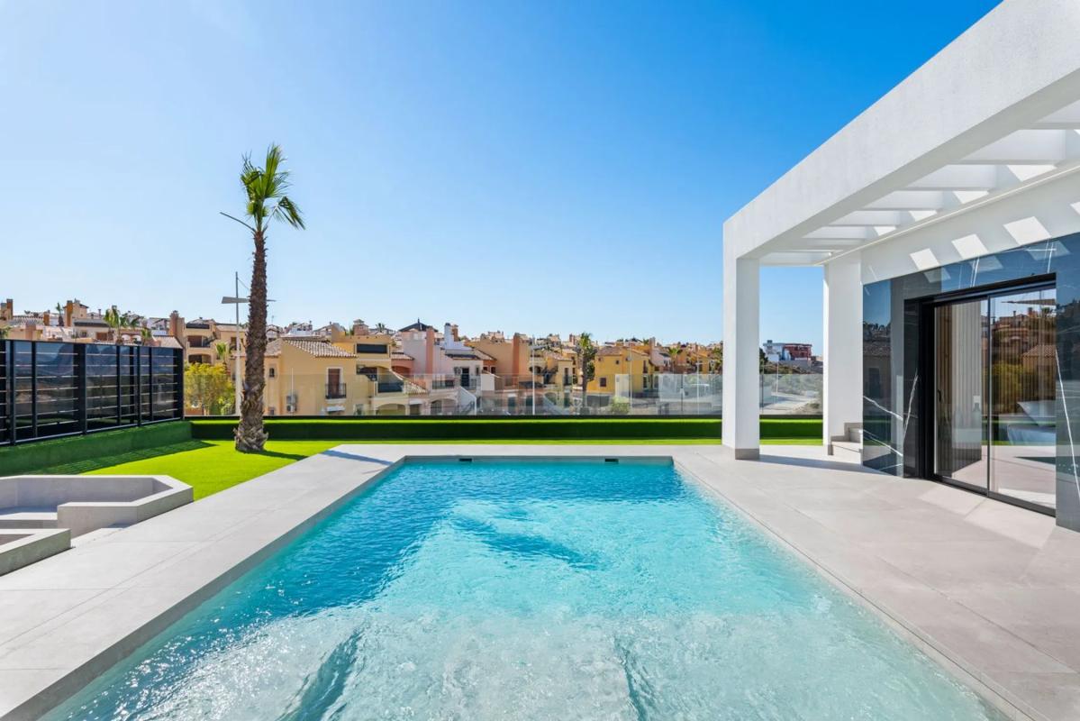 Продажа отдельного шале в  Calle Redovan, 1, Алгорфа photo 4