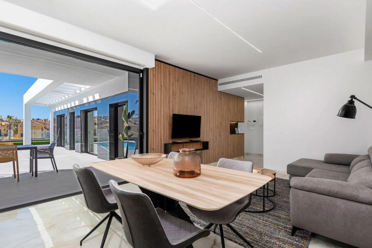 Продажа отдельного шале в  Calle Redovan, 1, Алгорфа photo 5