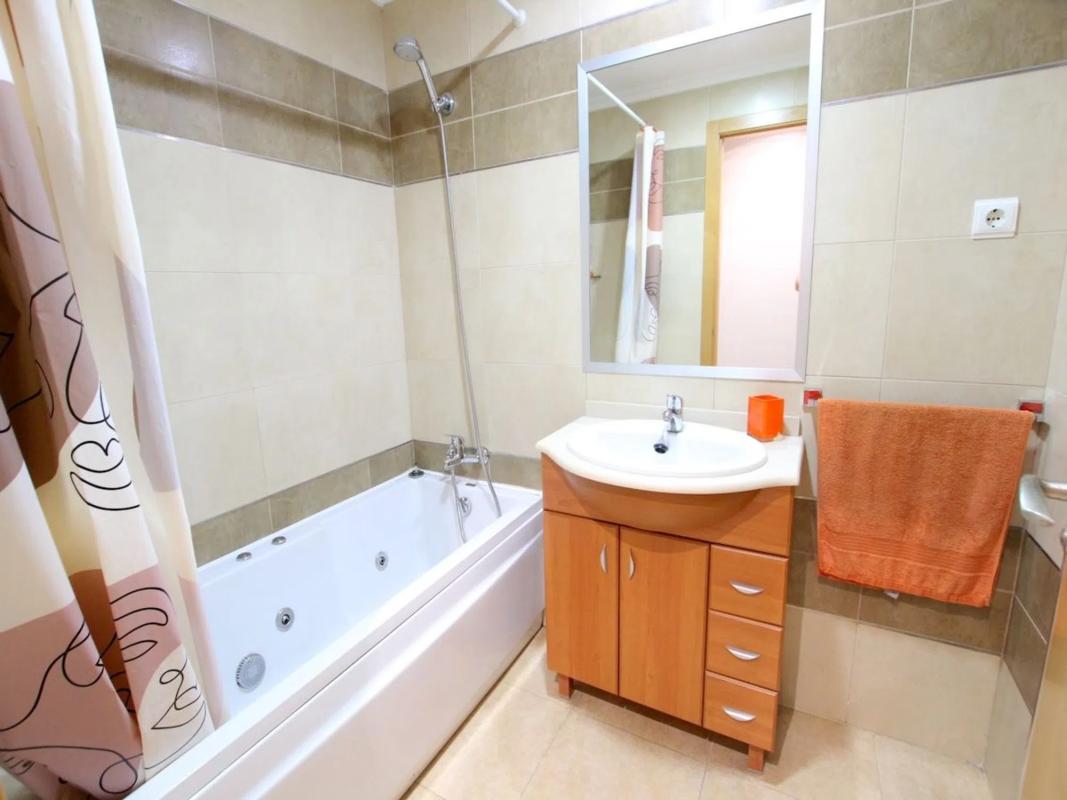 Sale of apartment in Calle Cuba, Almoradí
photo 2