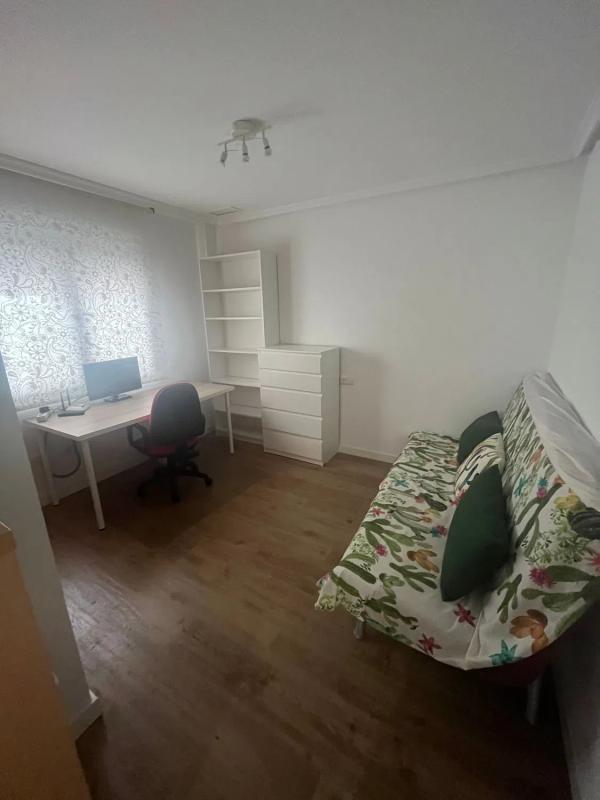 Продажа квартиры на Calle Doctor Sirvent, 58, Алморади
photo 1